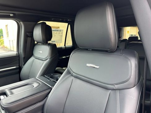 New 2026 Ford Expedition Platinum w/ Stealth Appearance Package AWD/4WD image 15