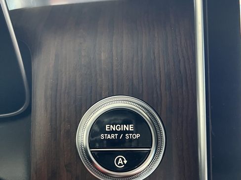 Used 2026 Mercedes-Benz GLC 300 4MATIC image 13