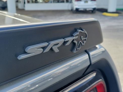 Used 2017 Dodge Challenger SRT Hellcat image 7