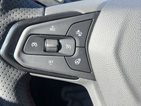 New 2026 Chevrolet Trax RS w/ Sunroof Package image 42