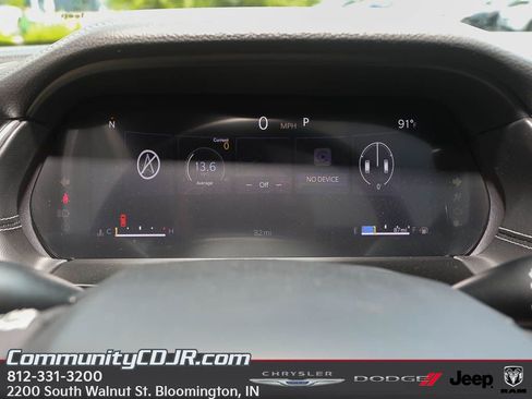 New 2025 Jeep Grand Cherokee L Limited w/ Luxury Tech Group II image 12