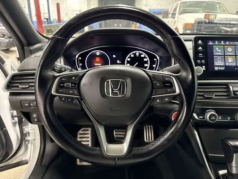 Certified 2022 Honda Accord Sport image 18