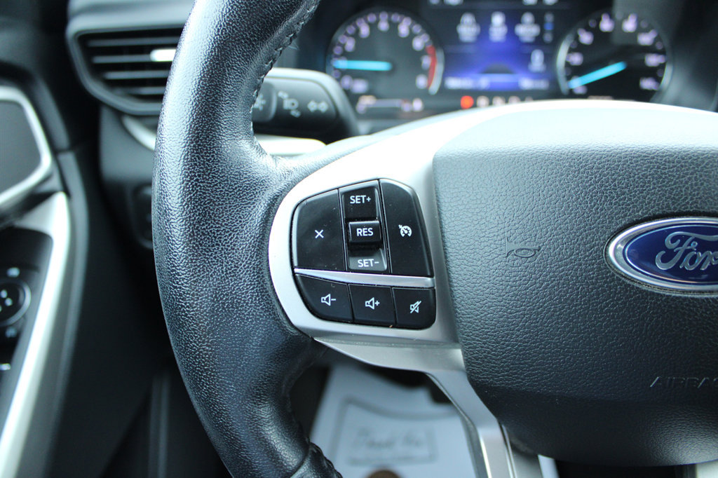 Used 2021 Ford Explorer XLT AWD/4WD image 36