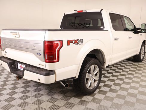 Used 2015 Ford F150 Platinum w/ Equipment Group 701A Luxury AWD/4WD image 22