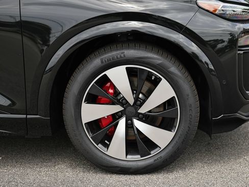 New 2027 Audi SQ6 e-tron Premium Plus AWD/4WD image 5