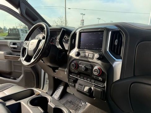 Used 2022 Chevrolet Silverado 2500 LT w/ Convenience Package image 32