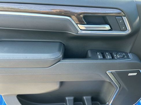 Certified 2025 Chevrolet Silverado 1500 RST image 28