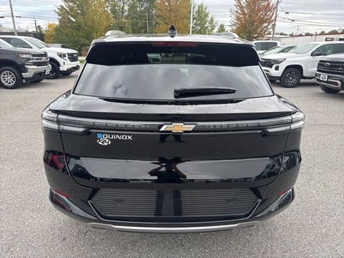 New 2025 Chevrolet Equinox EV LT w/ Convenience Package II image 5