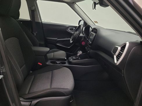 Used 2021 Kia Soul GT-Line FWD image 21