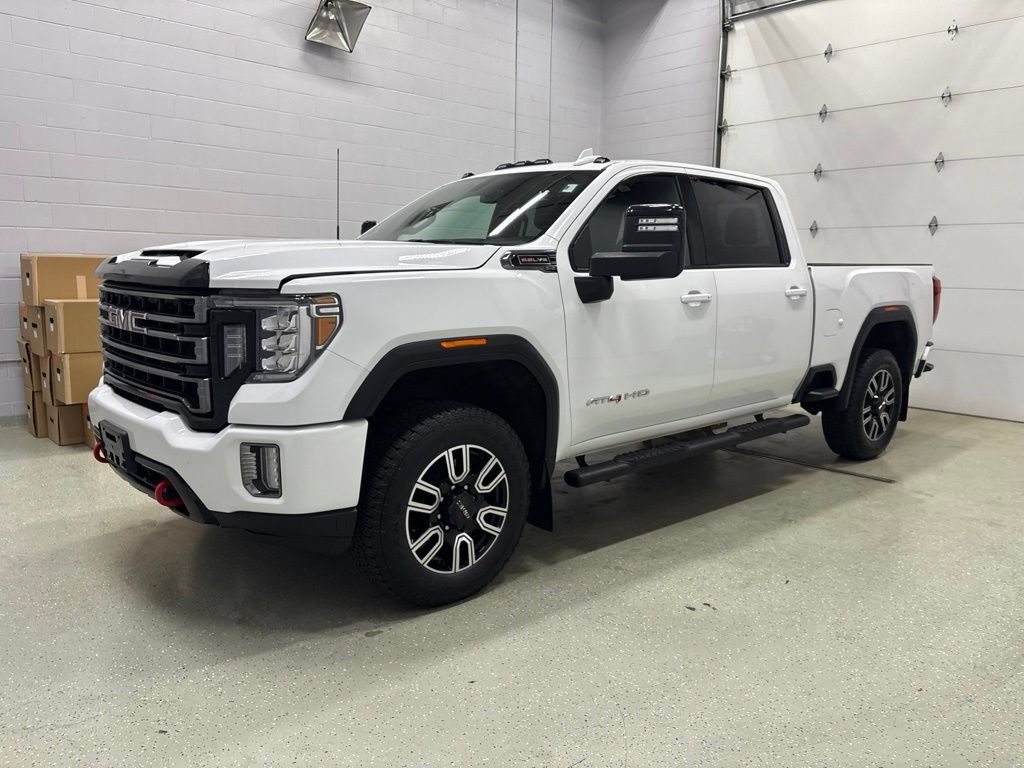 Used 2023 GMC Sierra 2500 AT4 w/ Snow Plow Prep/Camper Package AWD/4WD image 9