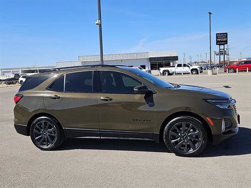 Used 2023 Chevrolet Equinox RS image 6