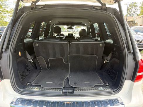 Used 2019 Mercedes-Benz GLS 450 4MATIC image 18