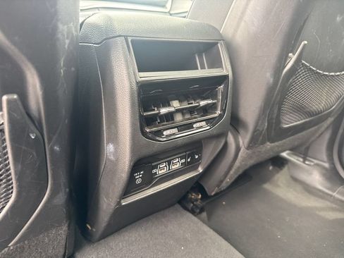 Used 2024 Jeep Grand Cherokee Limited AWD/4WD image 22