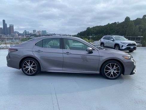 Certified 2024 Toyota Camry SE AWD/4WD image 3