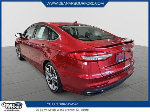 Used 2019 Ford Fusion Titanium FWD image 4