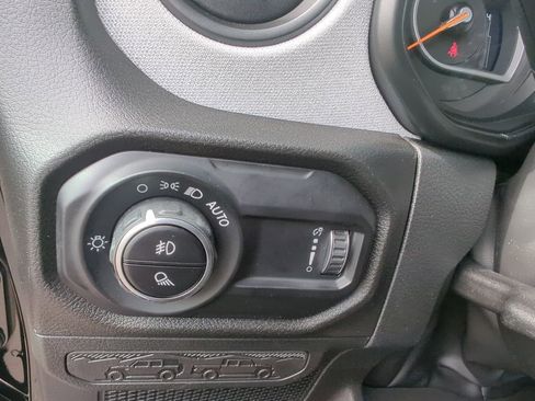 New 2025 Jeep Gladiator Sport image 31