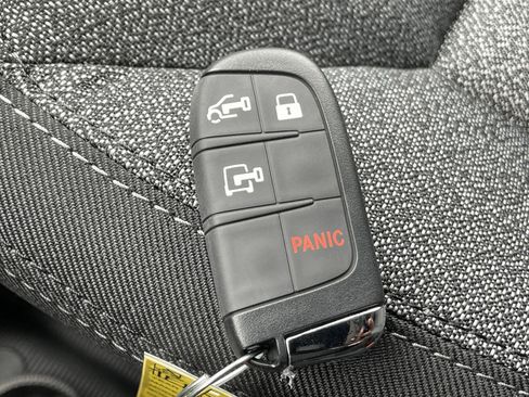 New 2026 RAM ProMaster 2500 w/ Convenience Group image 25