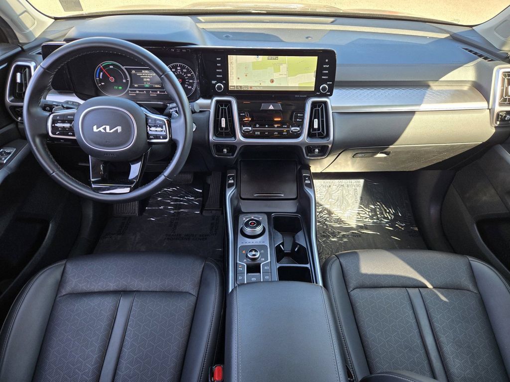 Used 2023 Kia Sorento EX AWD/4WD image 14
