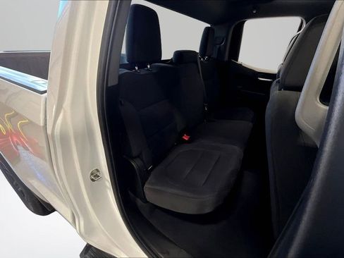 Used 2019 Chevrolet Silverado 1500 Custom Trail Boss w/ Custom Convenience Package AWD/4WD image 25