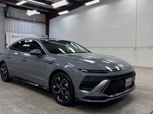 Used 2024 Hyundai Sonata SEL image 20