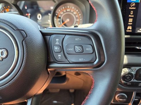 Certified 2024 Jeep Wrangler Unlimited Rubicon AWD/4WD image 32