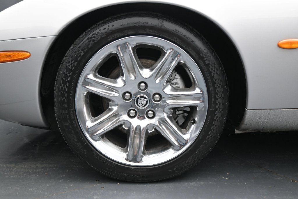 Used 2004 Jaguar XK8 Convertible RWD image 24