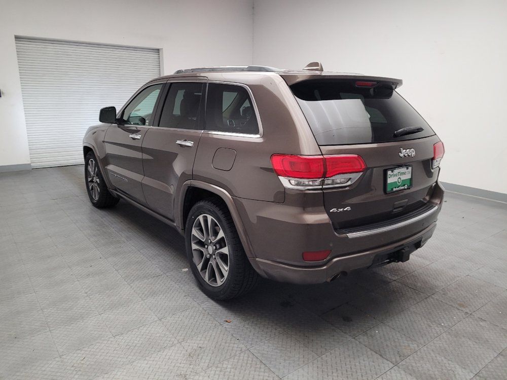 Used 2018 Jeep Grand Cherokee Overland AWD/4WD image 5