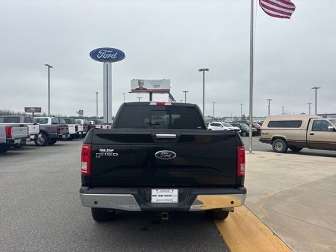 Used 2017 Ford F150 XLT w/ Equipment Group 302A Luxury image 4