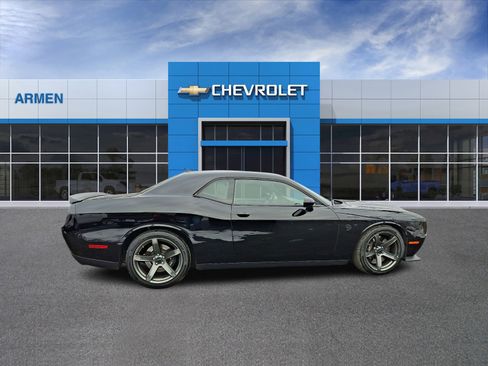Used 2022 Dodge Challenger SRT Hellcat Redeye image 8