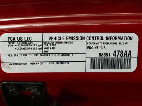 Used 2022 Jeep Wrangler Unlimited Rubicon w/ LED Lighting Group AWD/4WD image 37