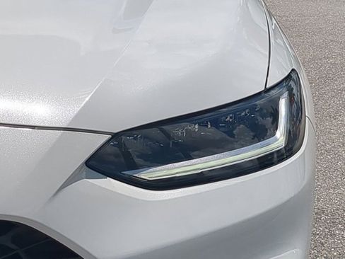 New 2026 Honda HR-V LX image 9