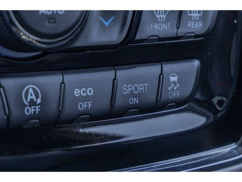 Used 2020 Jeep Grand Cherokee Trailhawk w/ Trailhawk Luxury Group image 25