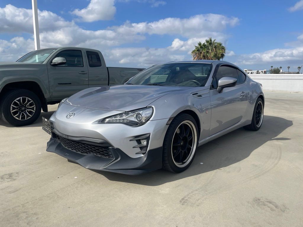 Used 2020 Toyota 86 RWD image 5