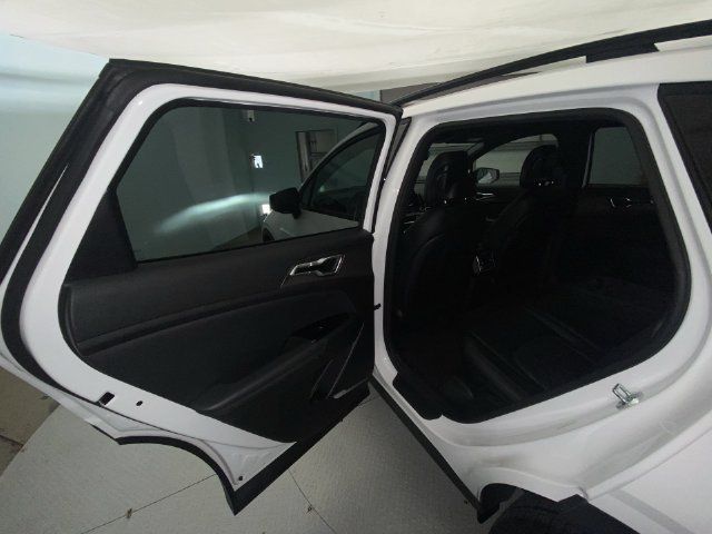 Used 2023 Kia Sportage X-Line AWD/4WD image 22