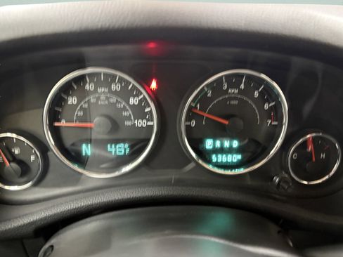 Used 2018 Jeep Wrangler Unlimited Sport w/ Connectivity Group image 19