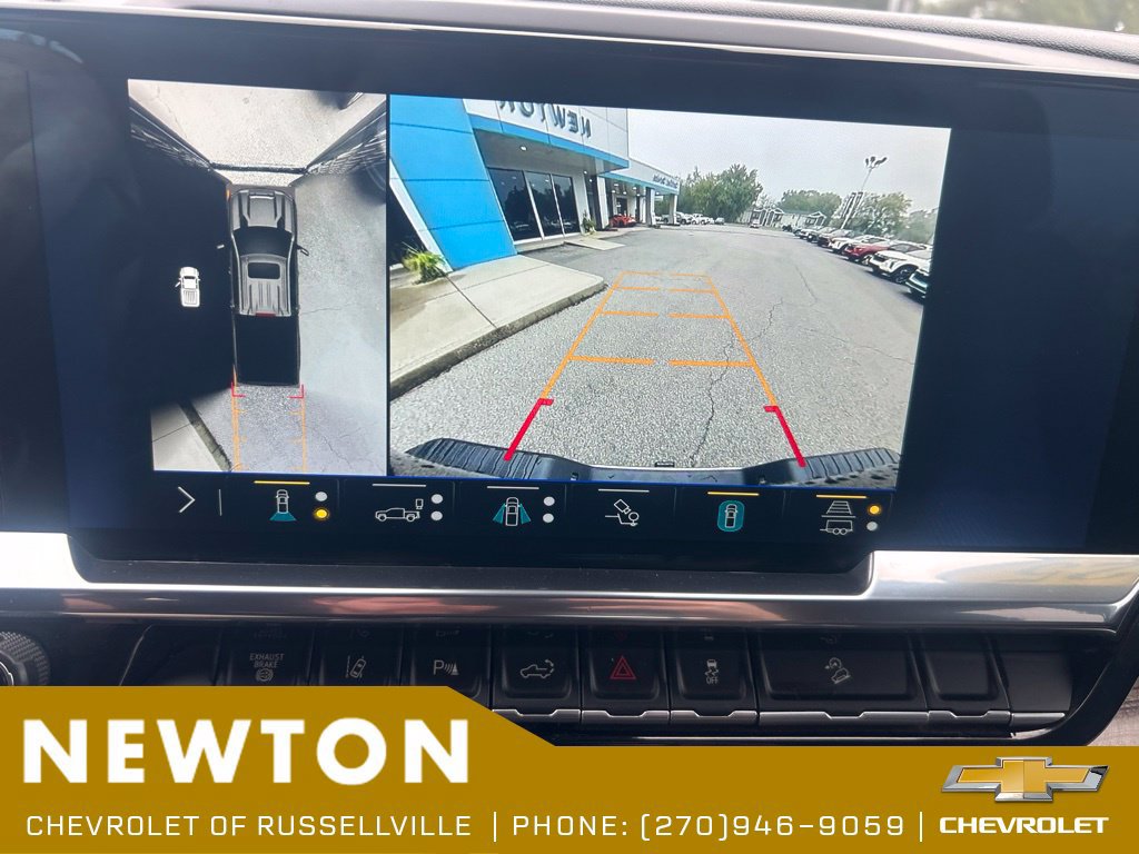 Used 2025 Chevrolet Silverado 2500 LT w/ Safety Package AWD/4WD image 11