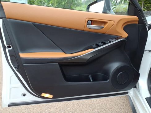 Used 2023 Lexus IS 300 w/ Comfort Package RWD image 13