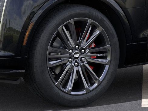 New 2026 Cadillac Lyriq V AWD/4WD image 9