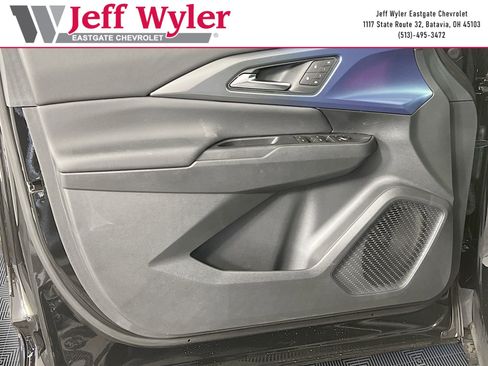 New 2026 Chevrolet Equinox EV LT w/ Convenience Package II FWD image 19