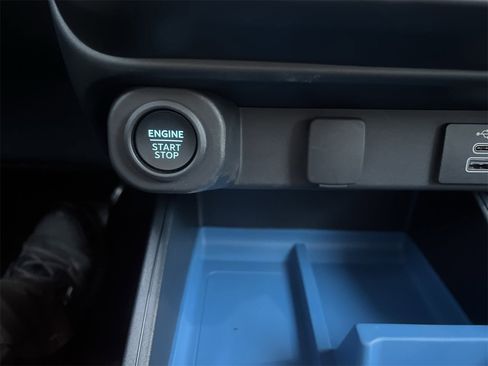 New 2026 Ford Maverick XLT image 6