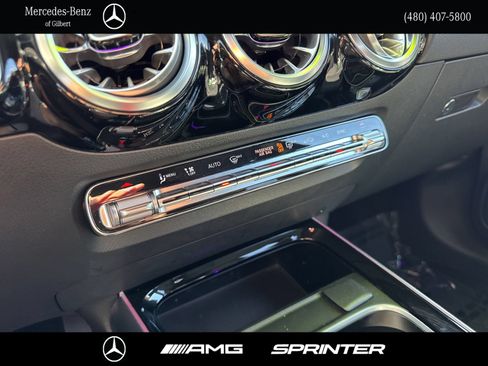 Certified 2023 Mercedes-Benz GLA 250 image 27