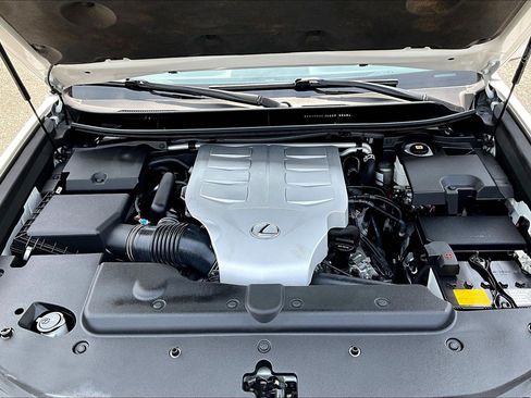 Used 2023 Lexus GX 460 Premium w/ Premium Package AWD/4WD image 9