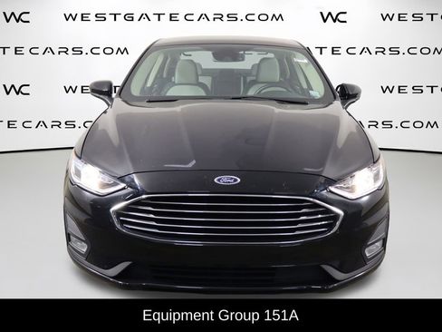 Used 2020 Ford Fusion SE w/ Equipment Group 151A image 2
