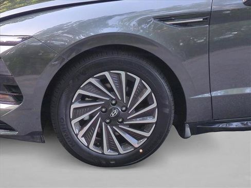 New 2026 Hyundai Sonata SEL FWD image 10