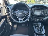 Used 2022 Kia Soul LX w/ Technology Package image 4