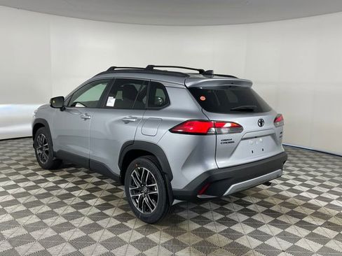 New 2026 Toyota Corolla Cross XLE w/ Convenience Package image 5