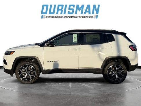 New 2026 Jeep Compass Limited image 3