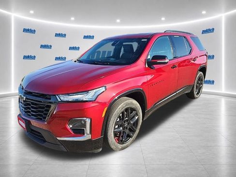 Used 2023 Chevrolet Traverse Premier w/ Redline Edition AWD/4WD image 3