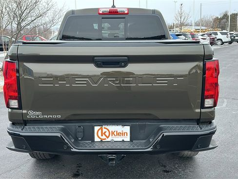 Used 2024 Chevrolet Colorado Trail Boss w/ Technology Package image 7