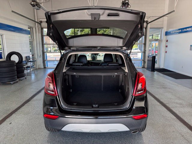 Used 2021 Buick Encore Preferred FWD image 10